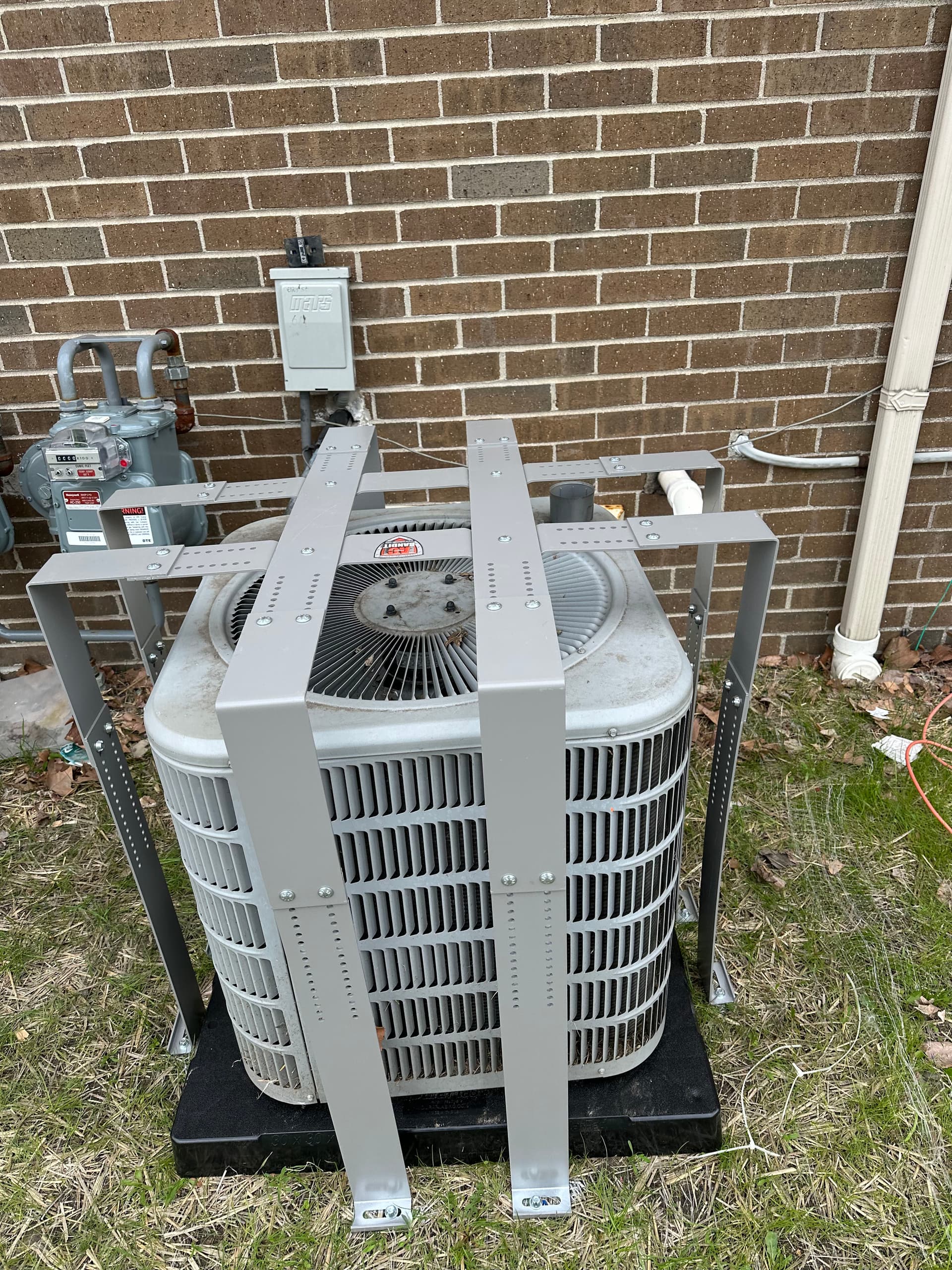 Gallery photos for 21 AC Units Relocated and Secured in Detroit: Image #1